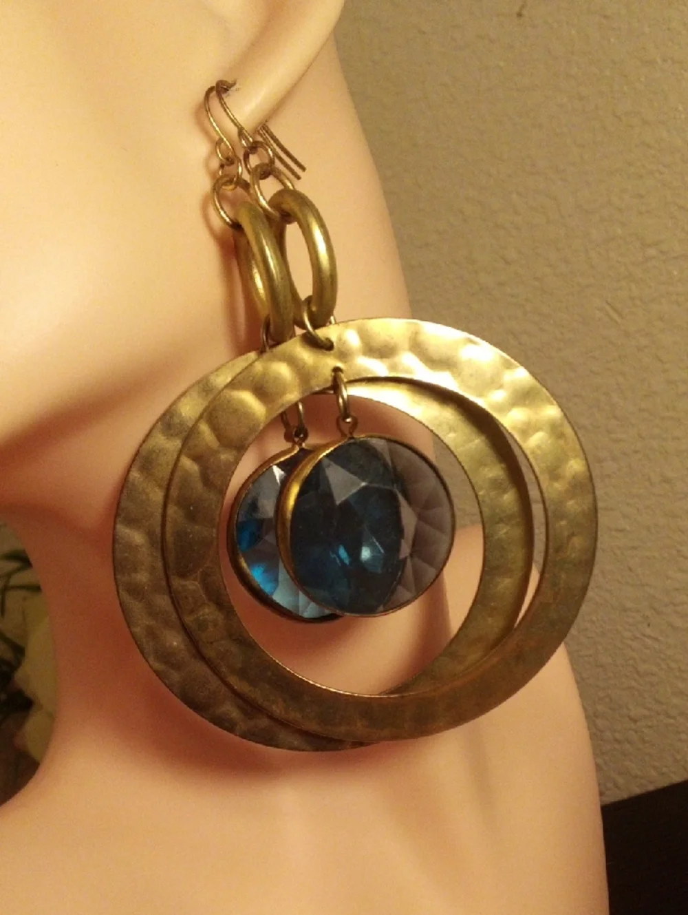 Hammered Gold-Tone Hoop Earrings with Faceted Blue Crystal Drops